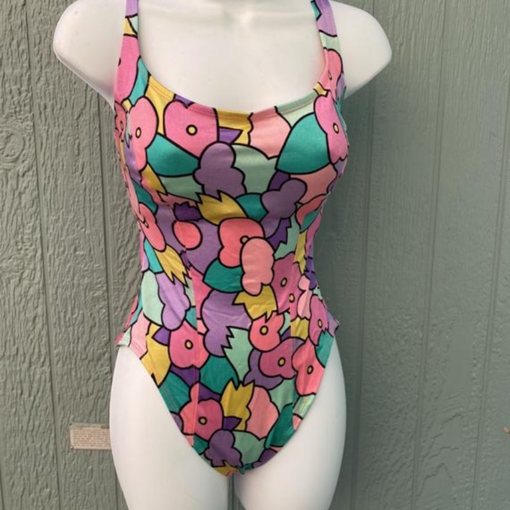 80s high leg swimsuit. Flower power. Size 12